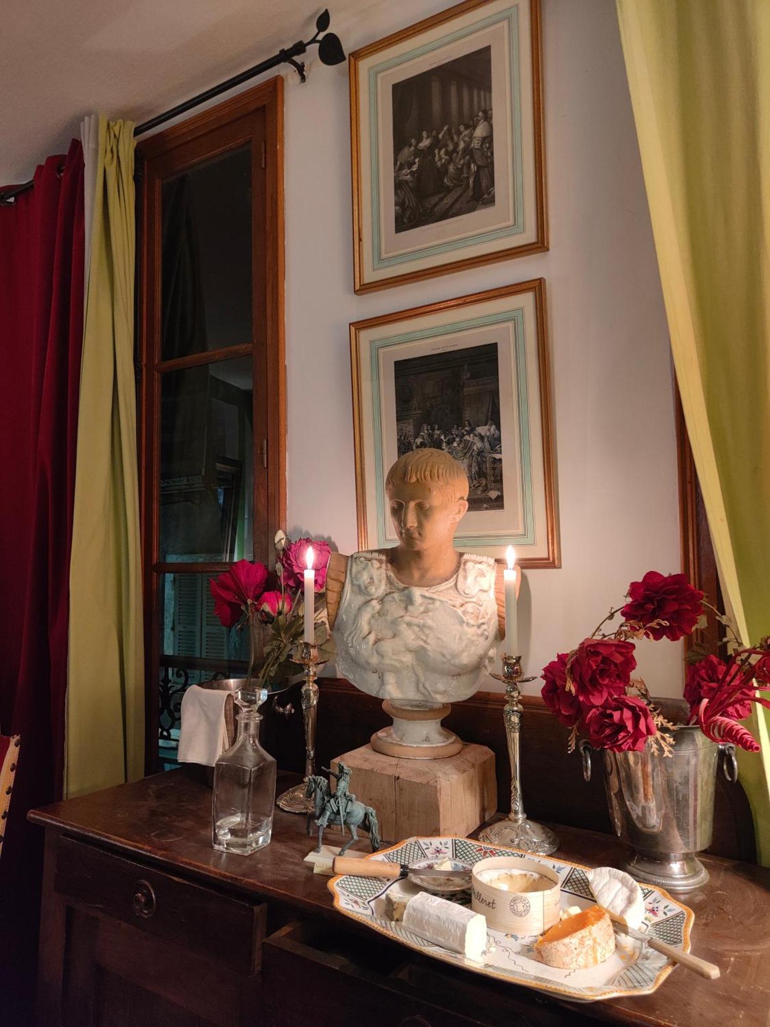 La Taniere Des Tanneries Bed and Breakfast Tonnerre Buitenkant foto